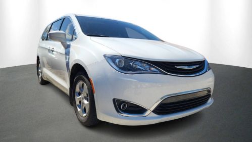 2018 Chrysler Pacifica 2C4RC1H75JR331377