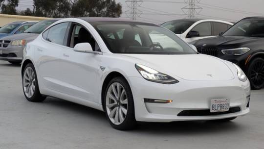 2018 Tesla Model 3 5YJ3E1EB7JF067826