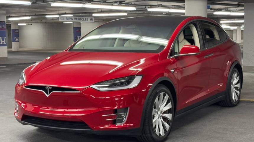 2019 Tesla Model X 5YJXCDE40KF186510