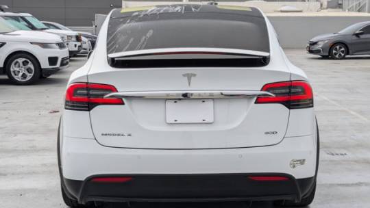 2016 Tesla Model X 5YJXCBE28GF016471