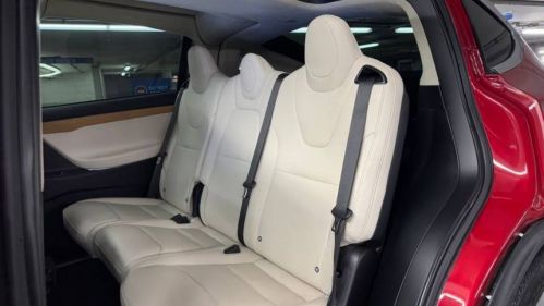 2019 Tesla Model X 5YJXCDE40KF186510