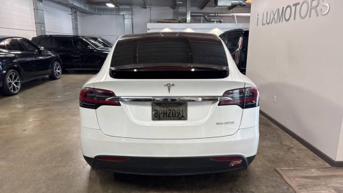 2017 Tesla Model X 5YJXCDE27HF052231