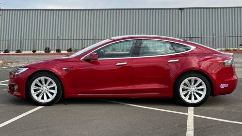 2018 Tesla Model S 5YJSA1E22JF294381