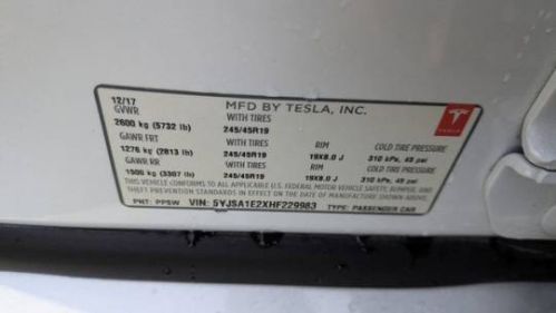 2017 Tesla Model S 5YJSA1E2XHF229983