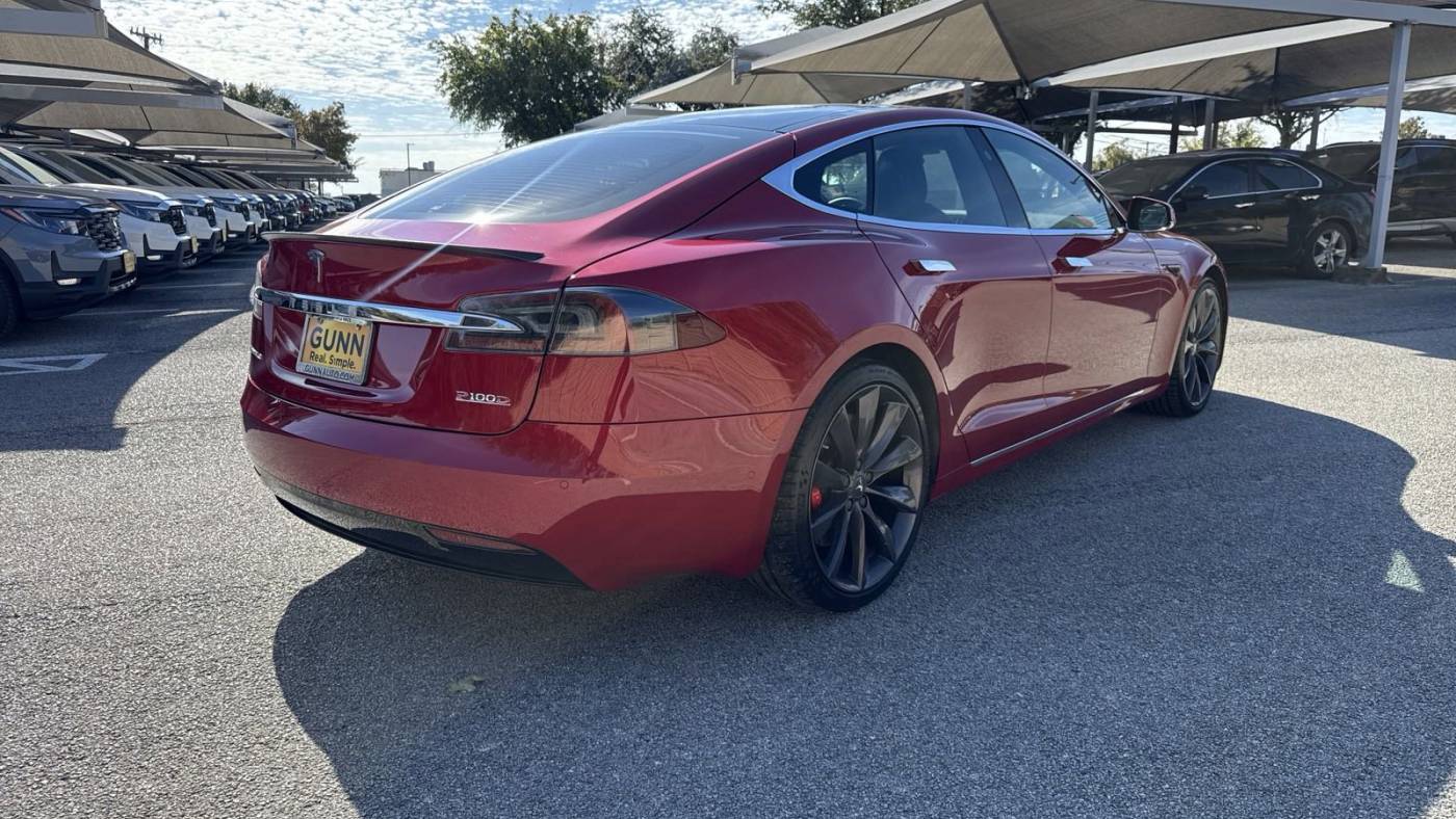 2017 Tesla Model S 5YJSA1E43HF182281