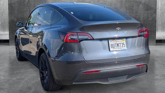 2021 Tesla Model Y 5YJYGDEE9MF111809