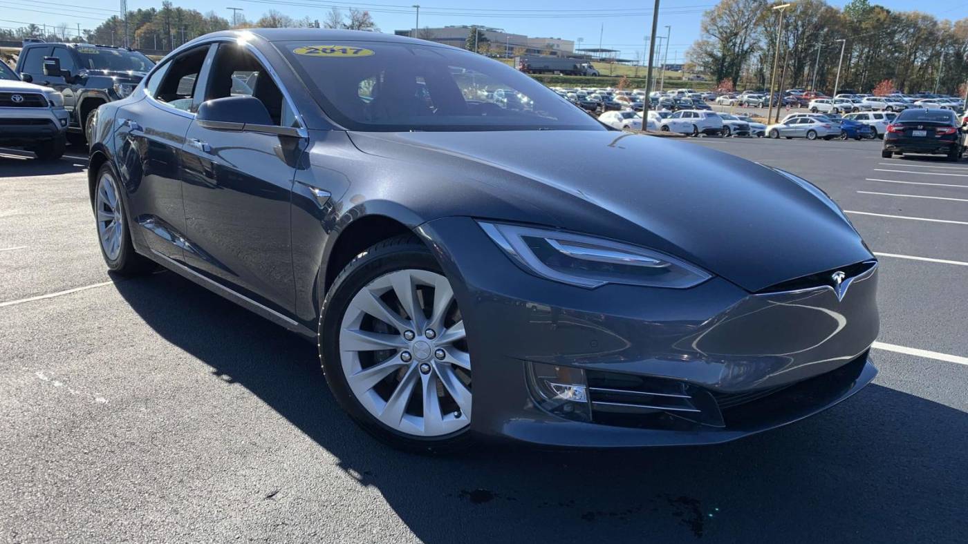 2017 Tesla Model S 5YJSA1E24HF215027