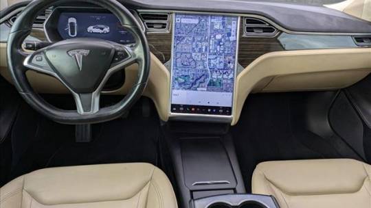 2016 Tesla Model S 5YJSA1E10GF162266