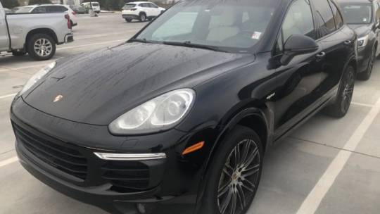 2018 Porsche Cayenne WP1AE2A28JLA71723