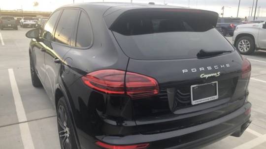 2018 Porsche Cayenne WP1AE2A28JLA71723