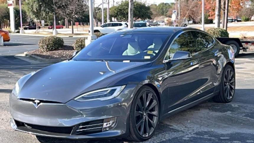 2020 Tesla Model S 5YJSA1E43LF358285