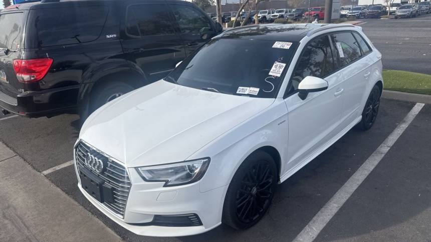 2018 Audi A3 Sportback e-tron WAUUPBFFXJA085202