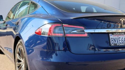 2019 Tesla Model S 5YJSA1E44KF332535