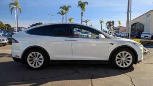 2018 Tesla Model X 5YJXCAE28JF141066