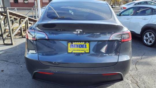2020 Tesla Model Y 5YJYGDEE0LF047514