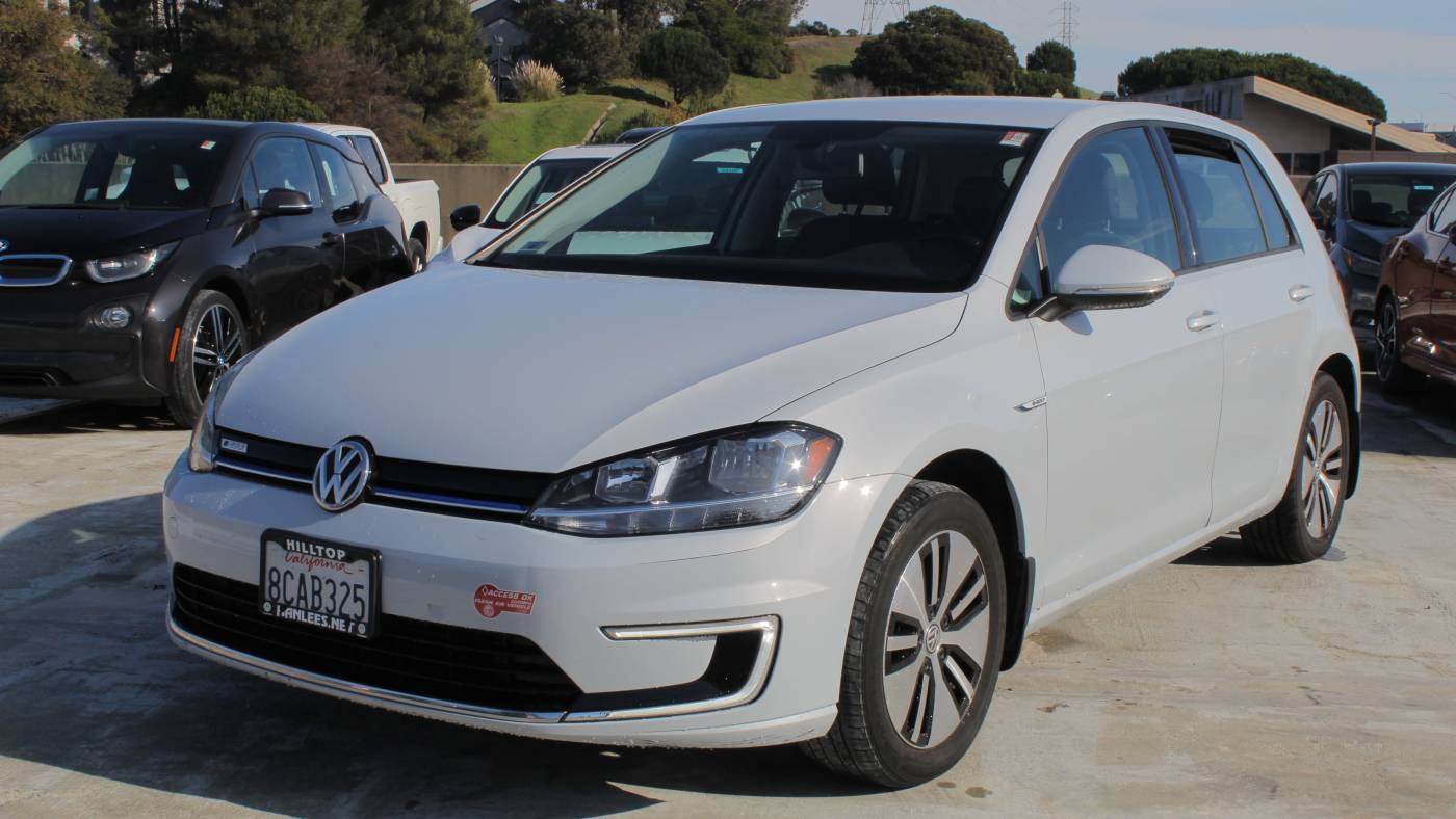 2017 Volkswagen e-Golf WVWKR7AU2HW953813