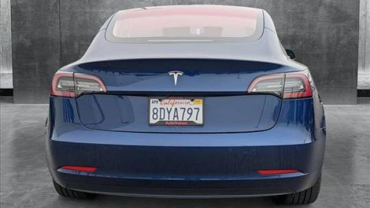 2018 Tesla Model 3 5YJ3E1EA2JF009887