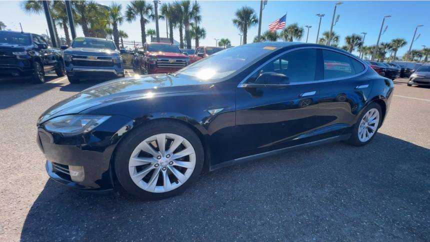 2016 Tesla Model S 5YJSA1E29GF135253