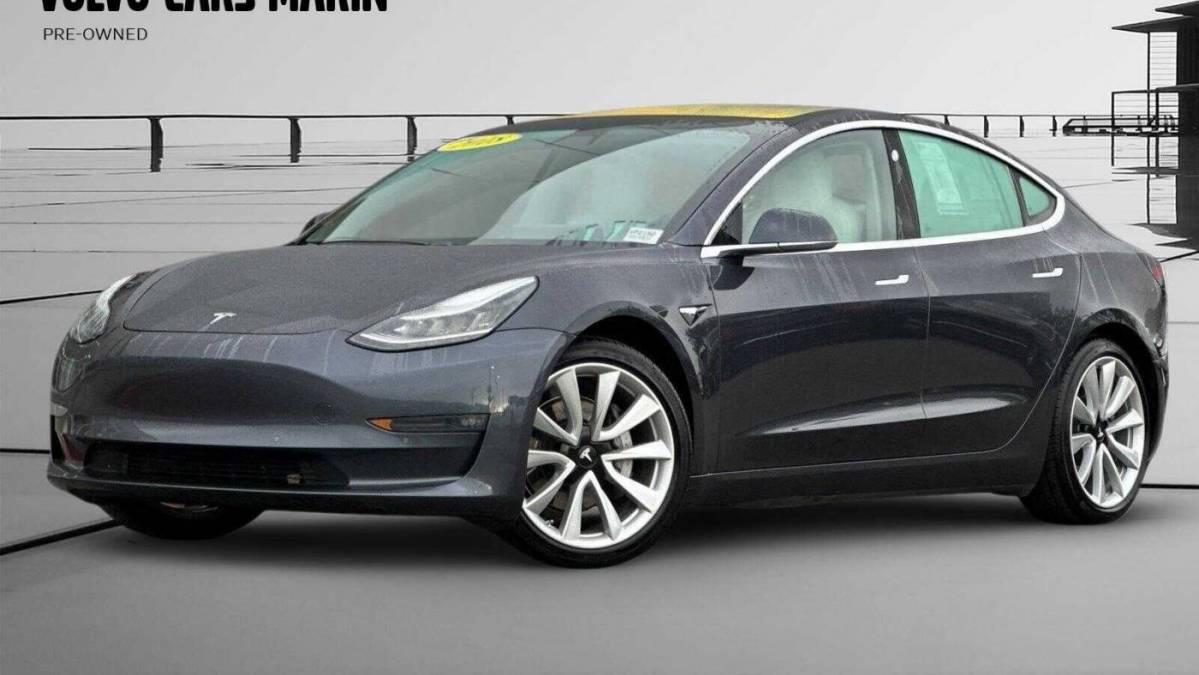 2018 Tesla Model 3 5YJ3E1EB1JF100500