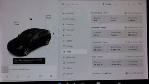 2020 Tesla Model Y 5YJYGDEE5LF027467