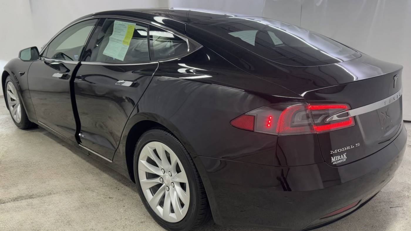 2018 Tesla Model S 5YJSA1E20JF286313