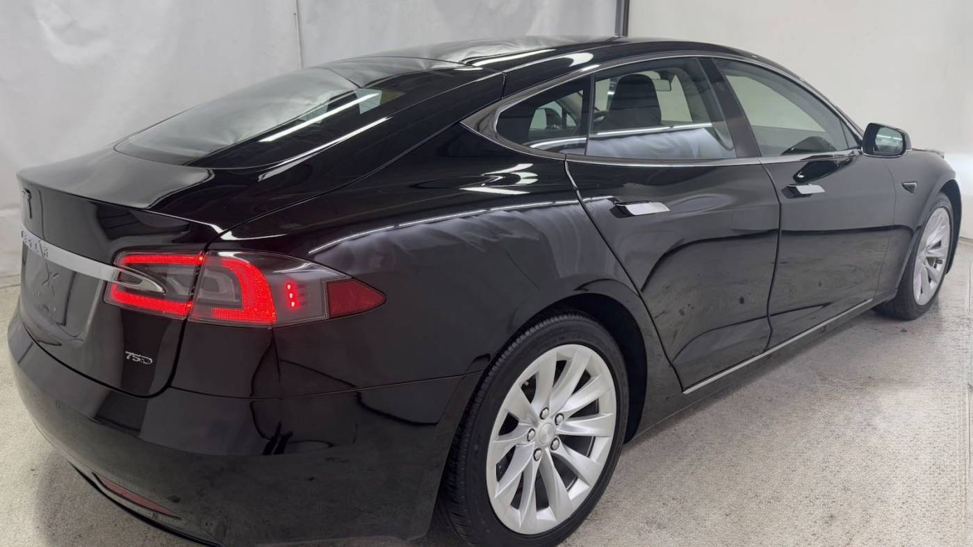 2018 Tesla Model S 5YJSA1E20JF286313