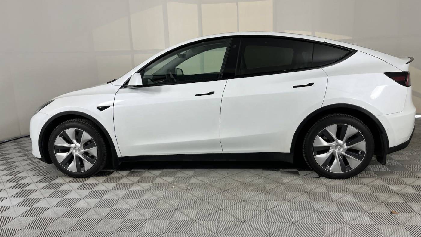 2021 Tesla Model Y 5YJYGDEE9MF294127