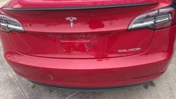 2018 Tesla Model 3 5YJ3E1EB8JF099670