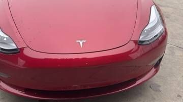 2018 Tesla Model 3 5YJ3E1EB8JF099670