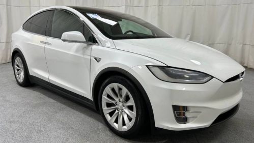 2018 Tesla Model X 5YJXCDE22JF089385