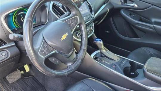 2017 Chevrolet VOLT 1G1RD6S56HU154085