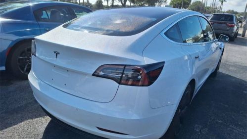 2018 Tesla Model 3 5YJ3E1EA7JF035093