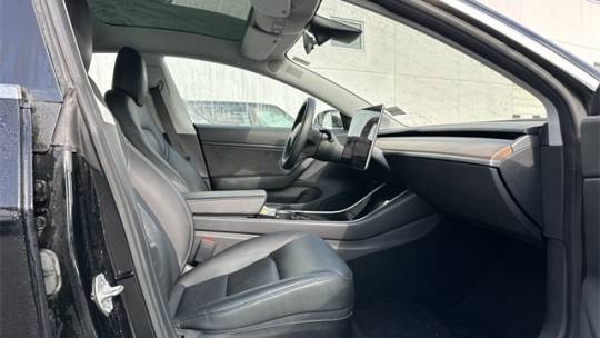 2018 Tesla Model 3 5YJ3E1EB5JF119020