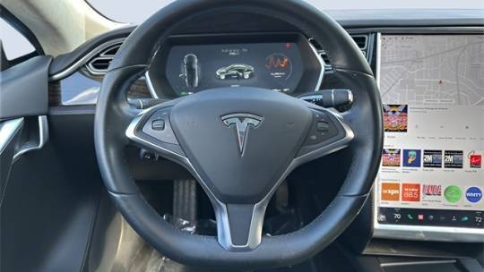 2016 Tesla Model S 5YJSA1E22GF145378