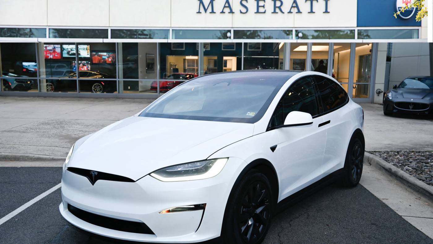 2023 Tesla Model X 7SAXCDE54PF367838