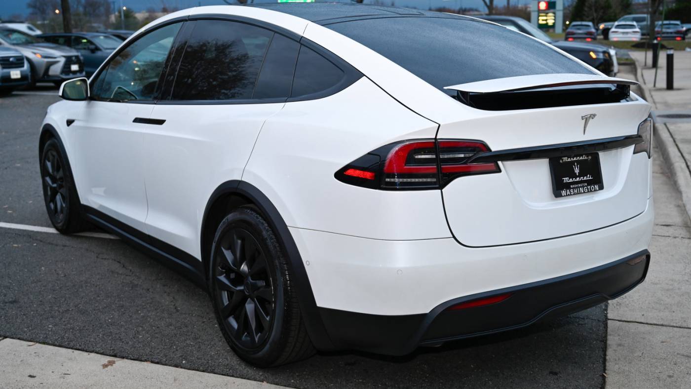 2023 Tesla Model X 7SAXCDE54PF367838