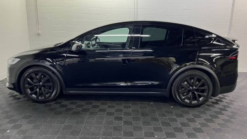 2022 Tesla Model X 7SAXCBE60NF355499