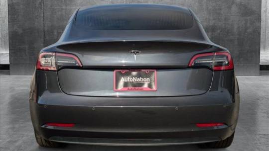 2018 Tesla Model 3 5YJ3E1EA8JF077630