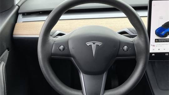 2021 Tesla Model Y 5YJYGAEE1MF256406