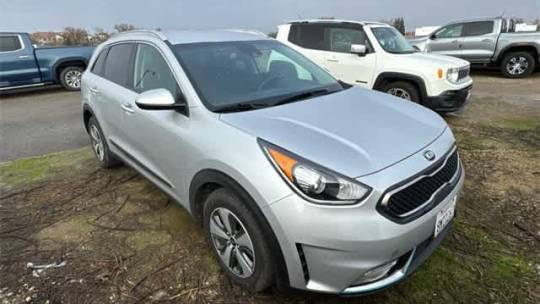 2019 Kia Niro KNDCM3LD2K5335686