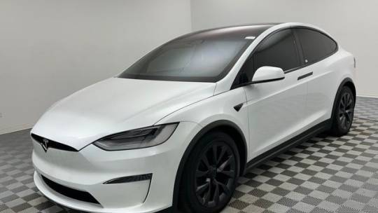 2023 Tesla Model X 7SAXCDE52PF370057