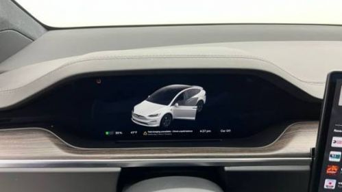 2023 Tesla Model X 7SAXCDE52PF370057