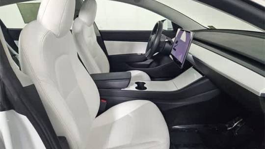 2019 Tesla Model 3 5YJ3E1EAXKF402988