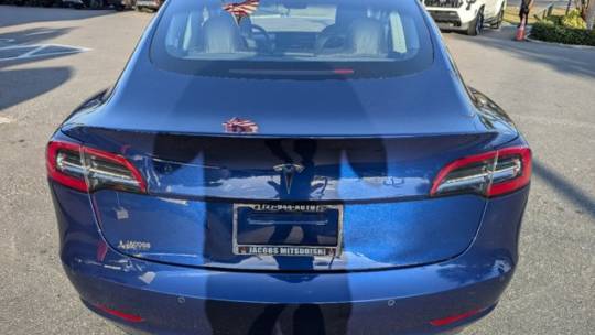 2018 Tesla Model 3 5YJ3E1EA0JF154295