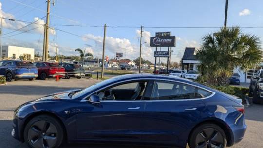 2018 Tesla Model 3 5YJ3E1EA0JF154295