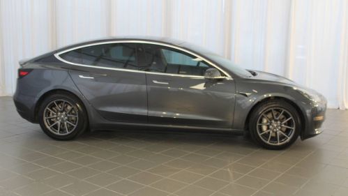 2019 Tesla Model 3 5YJ3E1EB2KF481338