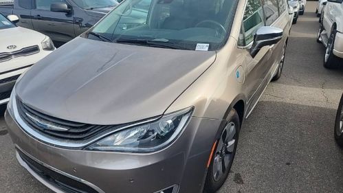 2018 Chrysler Pacifica 2C4RC1N73JR213722