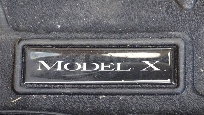 2019 Tesla Model X 5YJXCBE2XKF160550