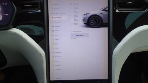 2019 Tesla Model X 5YJXCBE2XKF160550