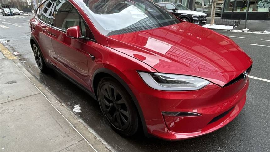 2022 Tesla Model X 7SAXCDE50NF350418